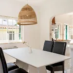 Cravo's House