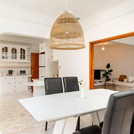 Cravo's House Vila